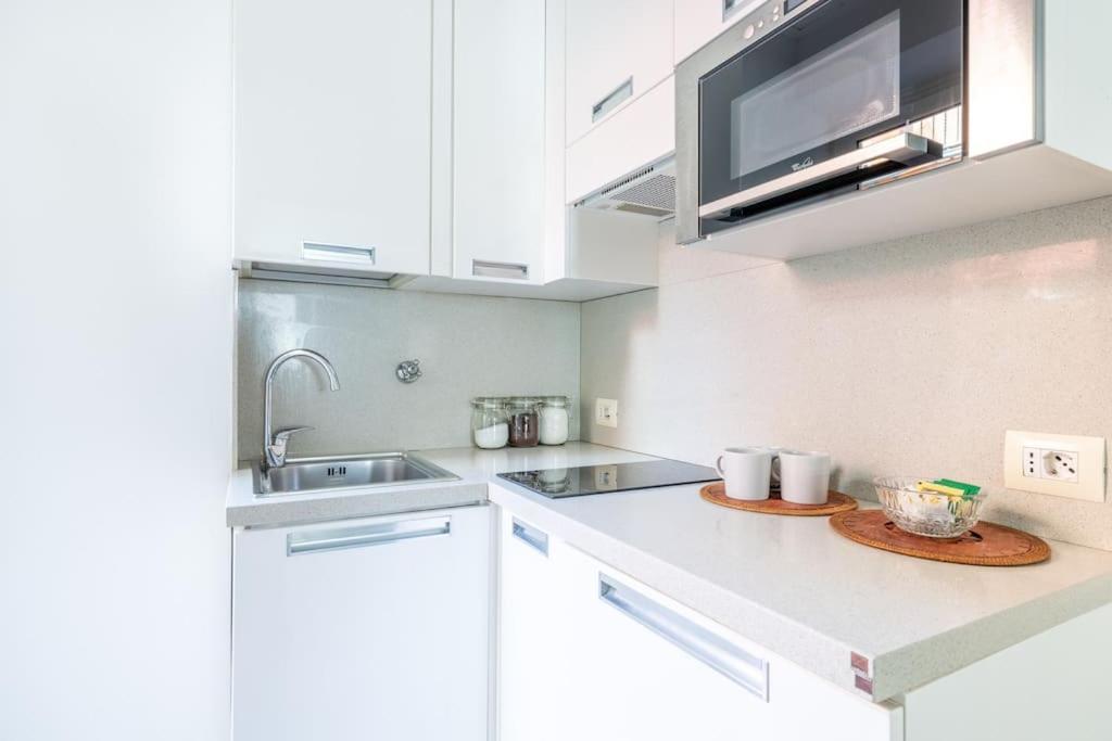 Apartament Hospitalityrome Monti Leonina With Terrace Zewnętrze zdjęcie